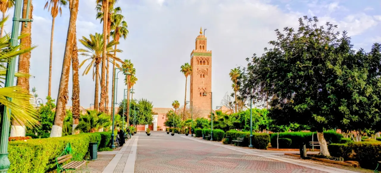 Koutoubia mosque surrounded by green gardens